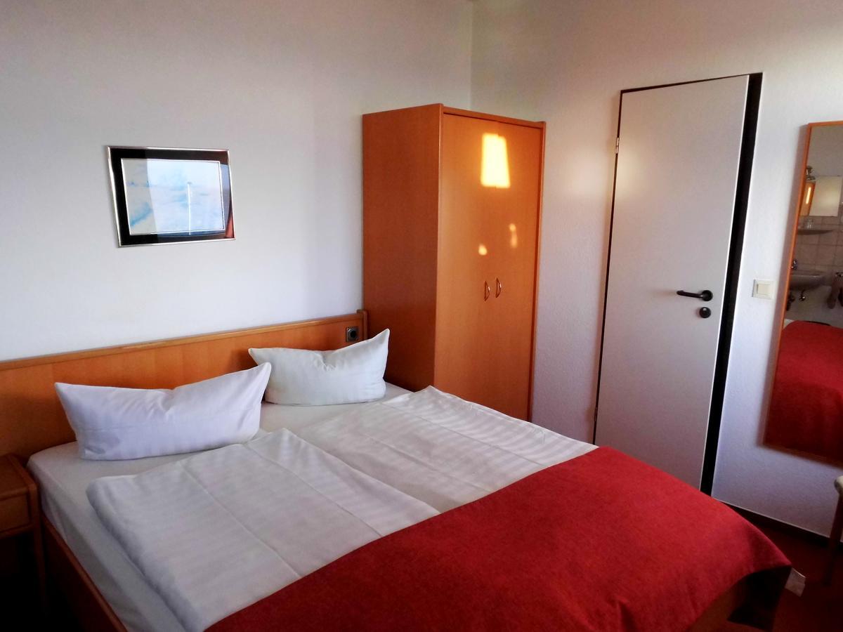 Hotel Seerose Wilhelmshaven Exteriör bild